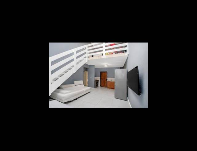 2 BEDROOM TOWNHOUSE FOR SALE IN HONEY PARK